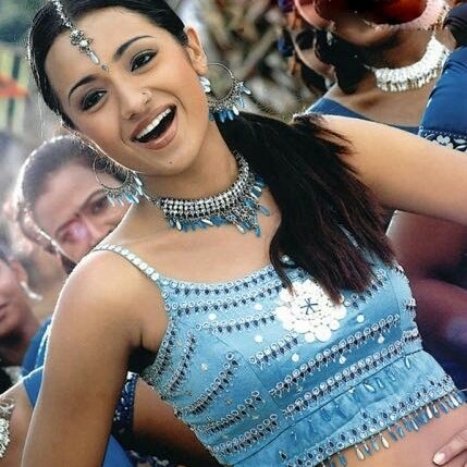 Mano_Rockers's tweet photo. #NewProfilePic
#HBDSouthQueenTrisha 
@trishtrashers ♡♡♡♡
#Southqueen 
#TrishaFans 
#Birthdaygirl https://t.co/ocohMjEV9N
