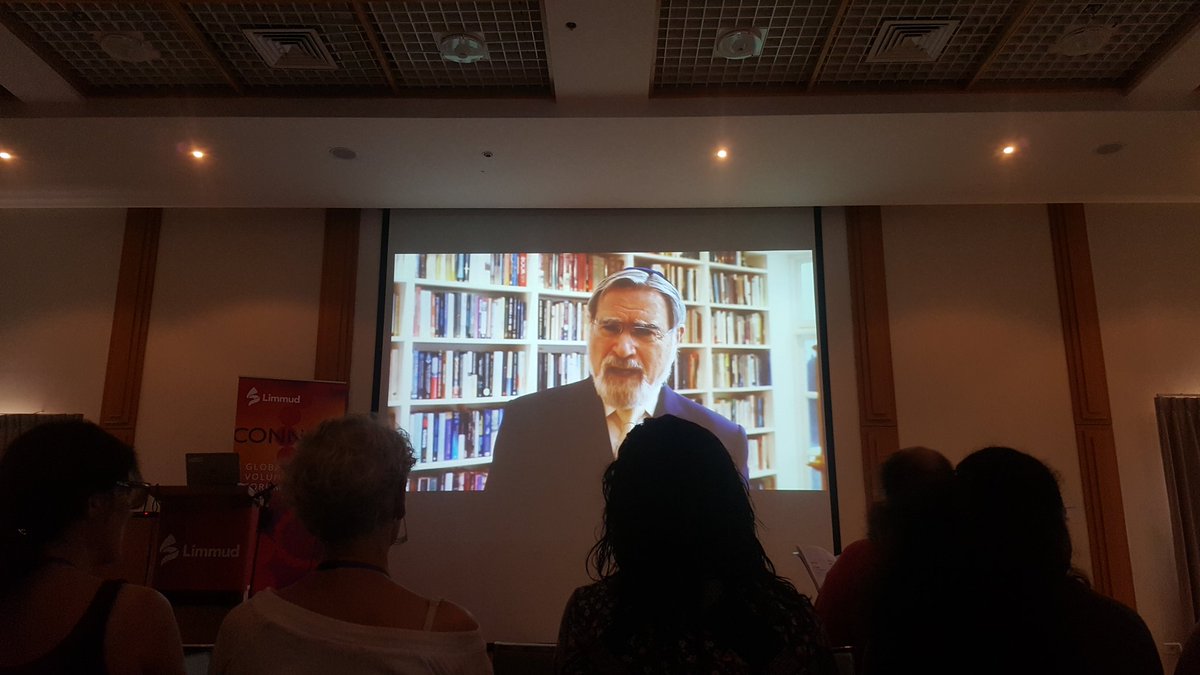 limmud's tweet photo. A learning moment from none other than @rabbisacks to start the day #LimmudConnect https://t.co/7KvULBLShY