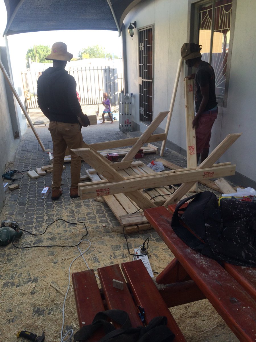 KasiVibeNamibia's tweet photo. @ConstructionNam make wooden benches • Tables . Starting price $2500 for a 4 seater - $3500 for 6 seater &amp; $4500 for an 8 seater . Mail us wsconstructionnamibia@gmail.com or WhatsApp +264814407412 https://t.co/2Hrf36DUGx