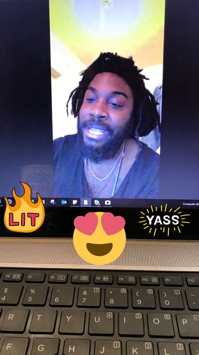 Lincoln High School Library📖❤️ c/o Kristin Sierra tweet media