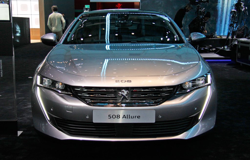 AutomobileActus's tweet photo. #News - Les tarifs de la nouvelle #Peugeot508 vont de 32 300 € avec le #BlueHDi 130 ch en version #508Active à 47 600 € avec le #BlueHDi 180 ch en version #508GT. https://t.co/Vl4HqU7XjW