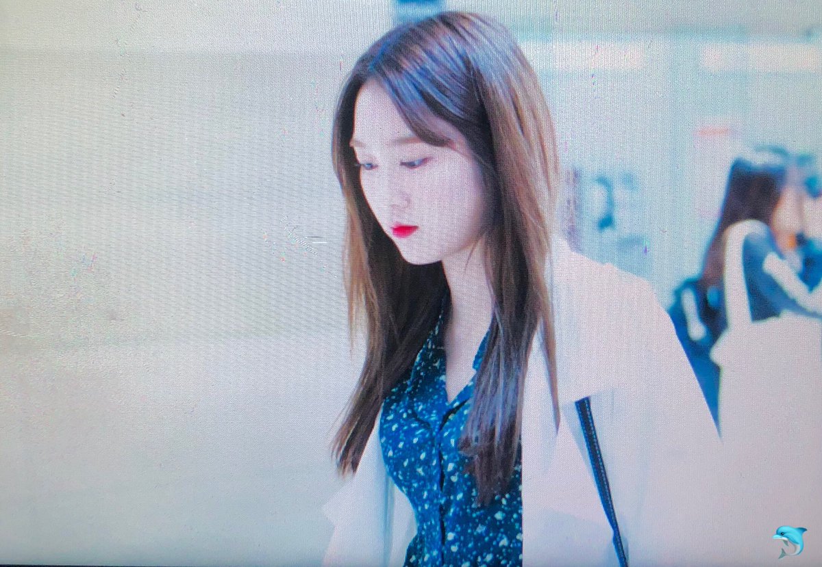 Adorable_OMG's tweet photo. 180109 인천공항 출국 #오마이걸 #OHMYGIRL #지호 #JIHO @WM_OHMYGIRL 

잘 다녀와❗️❤️😘 https://t.co/dPSnmSjxS9