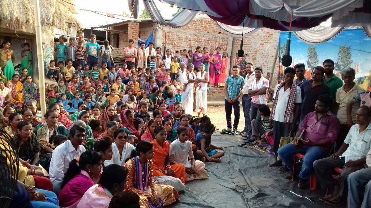 SwachhBoudh's tweet photo. Community Mobilisation  through folk media (pala) at Dangapada village of Mursundi GP under Boudh Block. Attended by District Collector and EE  (RWSS ), DPC and DLC, JE -2 , BC, CC Motivators.@sbmodisha @odisha_zsbp @PRDeptOdisha https://t.co/3l9qBgnIW0