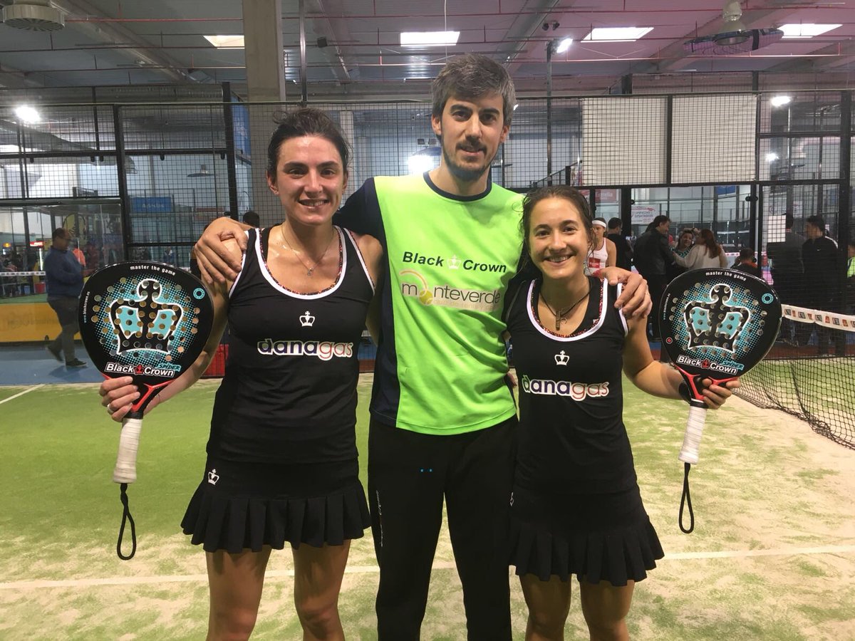 Las jugadoras <a href="/Gabibartomioli/">Gabibartomioli</a> y <a href="/SaroneRSoto/">s a r a</a> sorprenden y se cuelan en los cuartos de final del #WPTZaragozaOpen