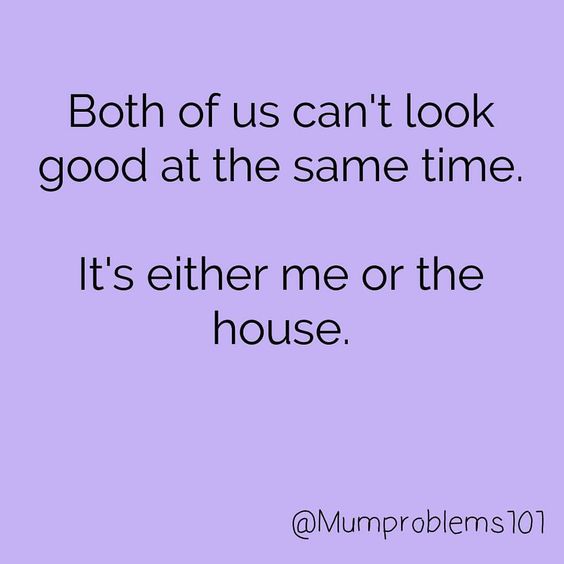 HeyParentBaby's tweet photo. Can't do both. #ParentingProblems #funny https://t.co/uWcVbbvJzi