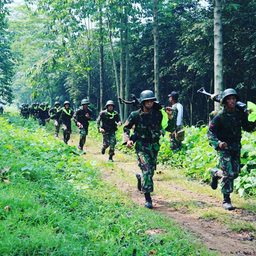 Rute terindah bagi sang prajurit, Raider 700/WYC Semangat...Semangat...Tetap Semangat. HTF di laga Ton Tangkas TNI AD 2018 Cipatat, Jabar.
