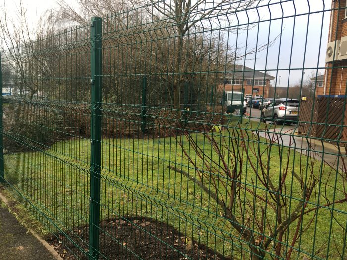 bps_avsfencing's tweet photo. 1.8M High V-Mesh from @IAE1969, in stock and only £17.50+VAT per metre. Discounts available for bulk orders. Other mesh systems also available! #mesh #IAE #security #hertfordshire #council #school https://t.co/eWdPoRtOuQ