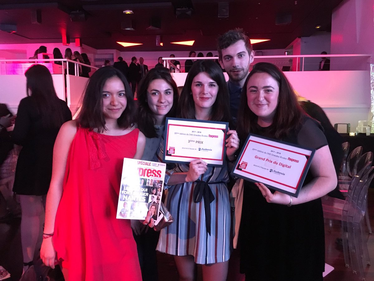 #Media - L'équipe des Petits LU <a href="/NantesExpress/">Défi Express Nantes</a> du <a href="/defilexpress/">DefiLExpress</a> ont remporté hier la médaille de bronze en accédant à la 3e place du classement général &amp; le Grand Prix du Digital. Un grand Bravo à eux !