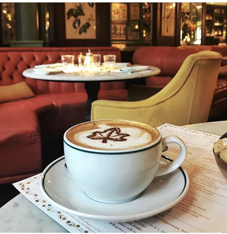 Happy Friday! ☕️ #breakfast #ivychelseagarden #kingsroad #coffeetime