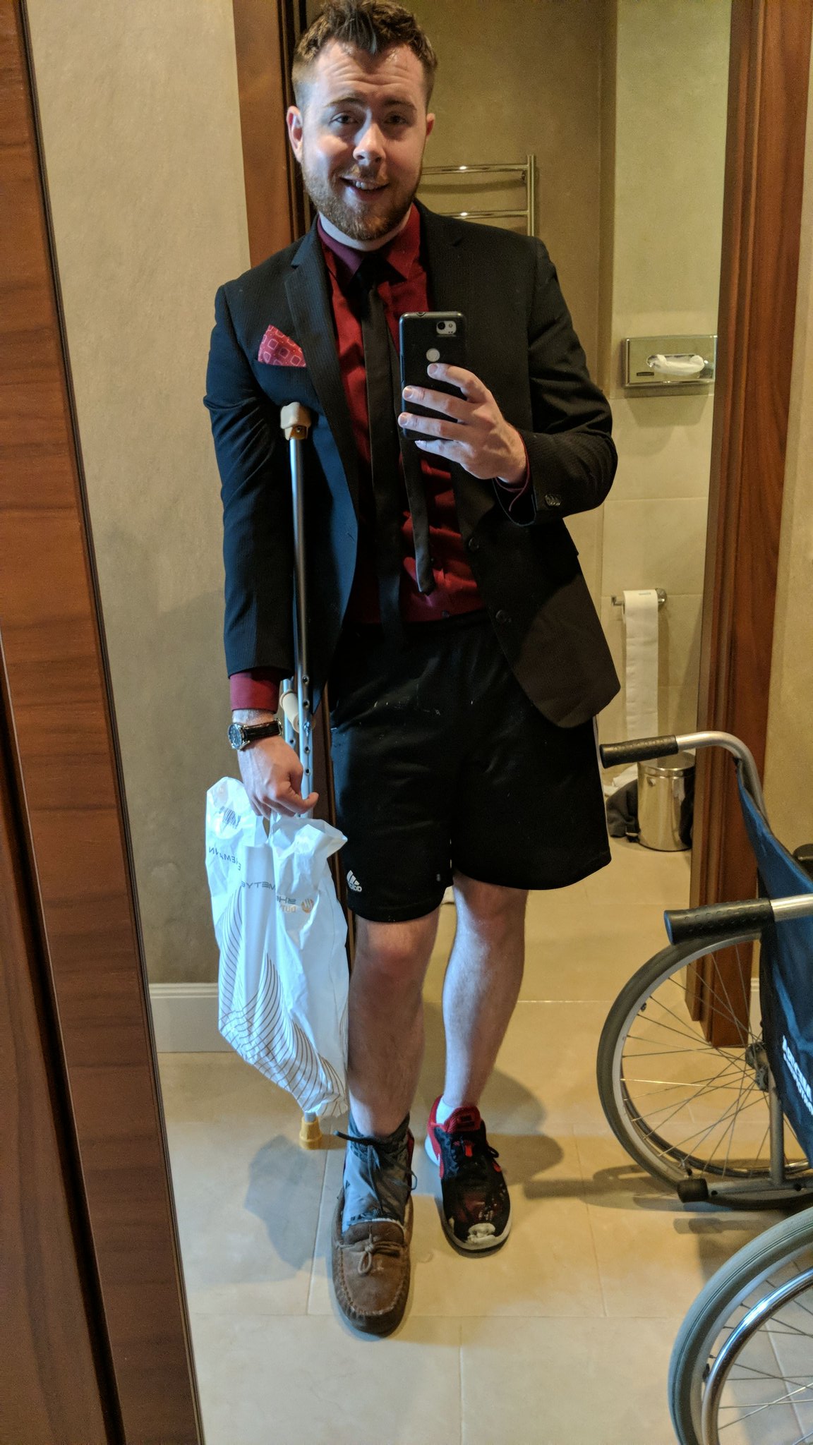 DcVc_mIU8AIuhYi.jpg:large