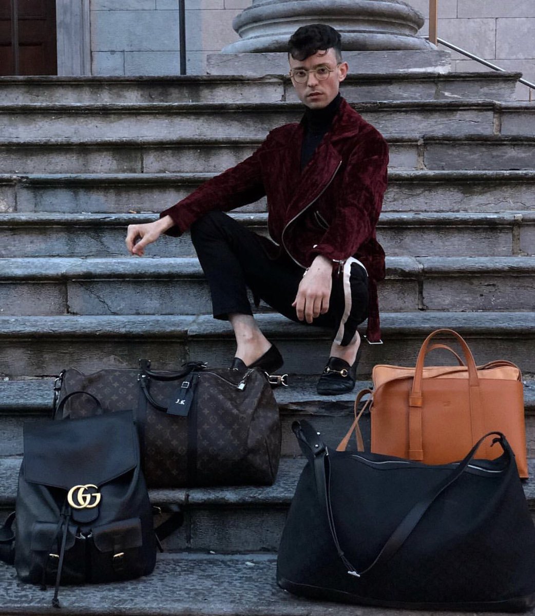 GEOFREdesign's tweet image. Long weekend ready with @JamesKavanagh_.

geofre.com