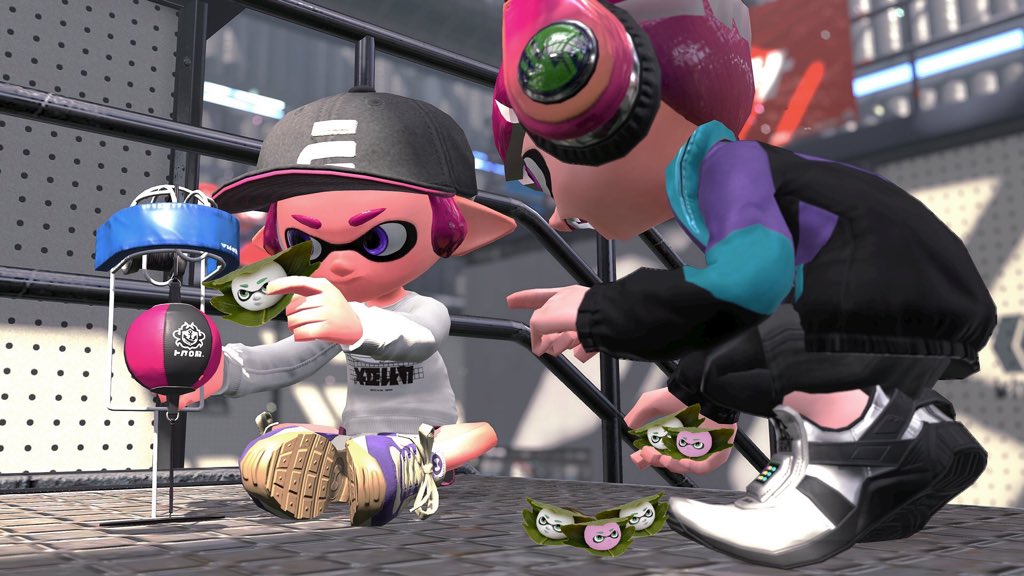 SplaToomlp's tweet image. 明日5月5日、こどもの日限定キャラクター「カシワモチ」が登場するぞ。見て可愛い、遊んで楽しい、食べて美味しいの三拍子揃ったキャラだ。しかしいきなり爆発する個体もいるので気をつけよう。