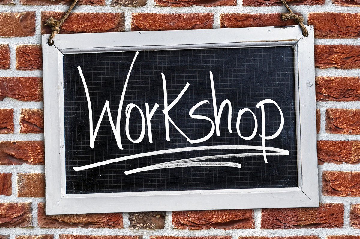 LowCarbPlanning's tweet photo. Don't miss our no-cost #workshop on 25 May in #Brno 🇨🇿 on "Regional #Sustainable Urban #mobility Planning for Functional Urban Areas - Improving Capacities to Lower #CO2 #emissions"! Agenda (https://t.co/Mrc81LHPTs) &amp; registration (https://t.co/bgCOzr9In6). https://t.co/MsaYWRo6U0