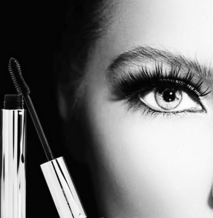 liseth57's tweet image. Mon mascara chouchou 😍
Très bonne journée à tous !!!!!!
#mascara #regard #yeux #bonnejournee