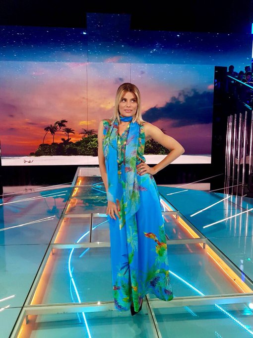 Hoy atentos a mi Instagram que se avecina SORTEO de la mano de @getidoly 💙💚 https://t.co/xO71Ck7eJz<a href="/tag/semanasanta"class="tags"><span>#semanasanta</span></a><a href="/tag/domingoderesurecci%C3%B3n"class="tags"><span>#domingoderesurecci&oacute;n</span></a>