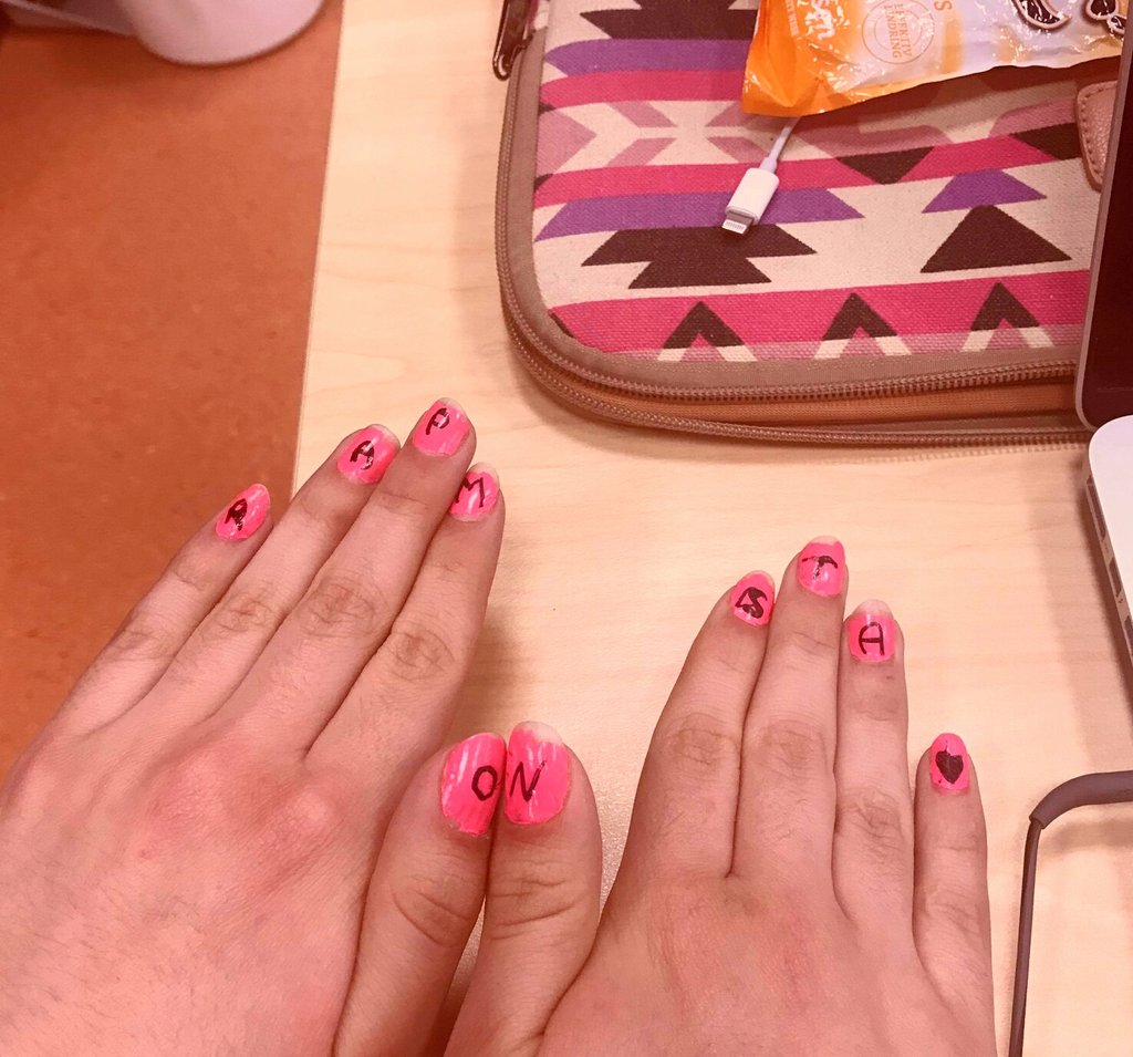 gangstaismyname's tweet photo. This is MAH nails from last week, were actually just pink then wrote my bias in BTS.. #RapMonsta ❤️ https://t.co/BjxQai197M