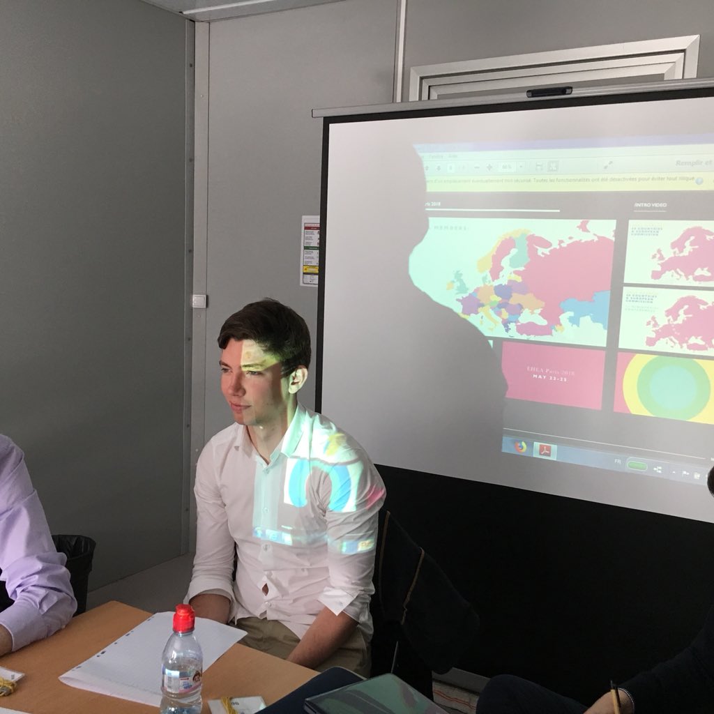 #EHEAPARIS2018 #2e #rencontre avec les #étudiants de <a href="/UPECactus/">UPEC</a> #immersion dans le #processus de #Bologne et les #enjeux de l’#espace #européen de l’#enseignement #supérieur <a href="/GeraudAlbouy/">Géraud Albouy</a> <a href="/Theo_Berard27/">Théo</a> <a href="/ComUp_421/">Com'up Créteil</a> <a href="/salle421/">Salle 421</a> <a href="/Ollivieryaniv/">C. Ollivier-Yaniv</a> <a href="/BFUGsecretariat/">EHEA - BFUG</a> <a href="/sup_recherche/">Ministère Enseignement supérieur/Recherche/Espace</a>