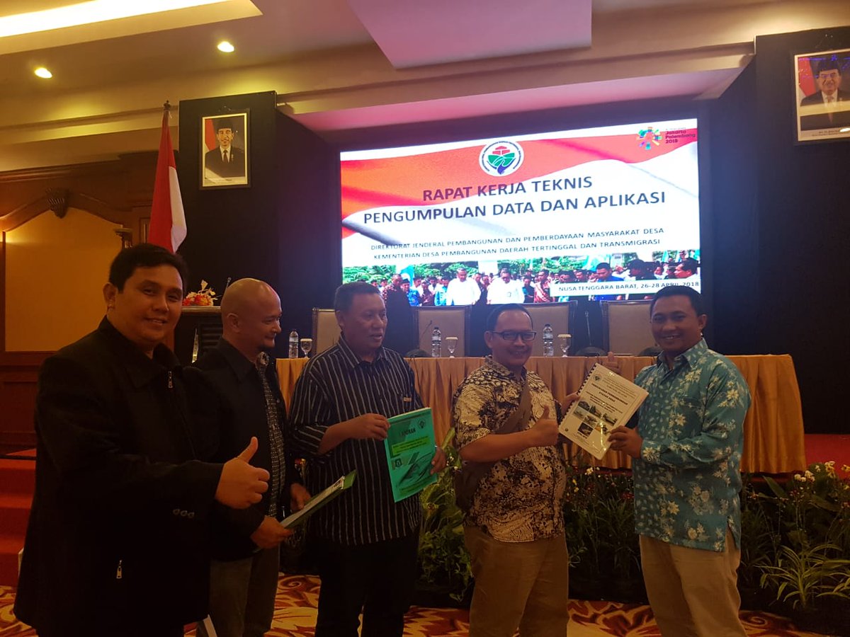 PsdSumsel's tweet photo. Pengumpulan data IDM Provinsi Sumatera Selatan selesai di 2.852 desa di 200 kec yang dilaksanakan di 14 kab/kota &amp; telah diserahkan ke Kementerian Desa, PDTT tgl 26 April 2018 di Lombok
terim's TPP Sumatera Selatan.
khususnya PLD
@PsdSumsel
#TerimakasihPLD https://t.co/PTl4cOEC1f