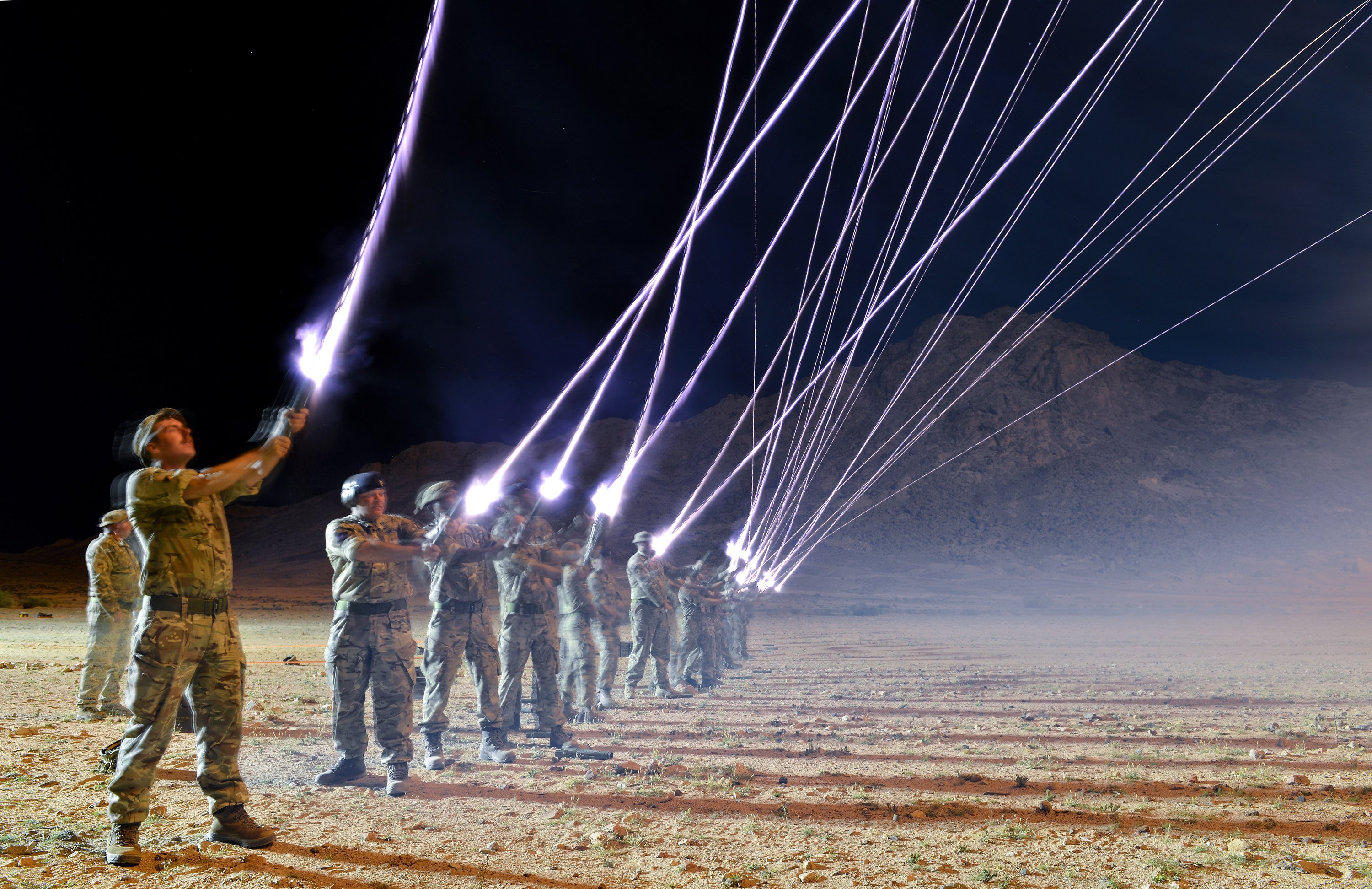 British Army 🇬🇧 on X: "Lighting up the sky like giant light sabres,  soldiers exercising in Jordan are taught to use the L12A2 para-flare  #StarWarsDay #MayThe4thBeWithYou https://t.co/Abm3iM0OB7" / X