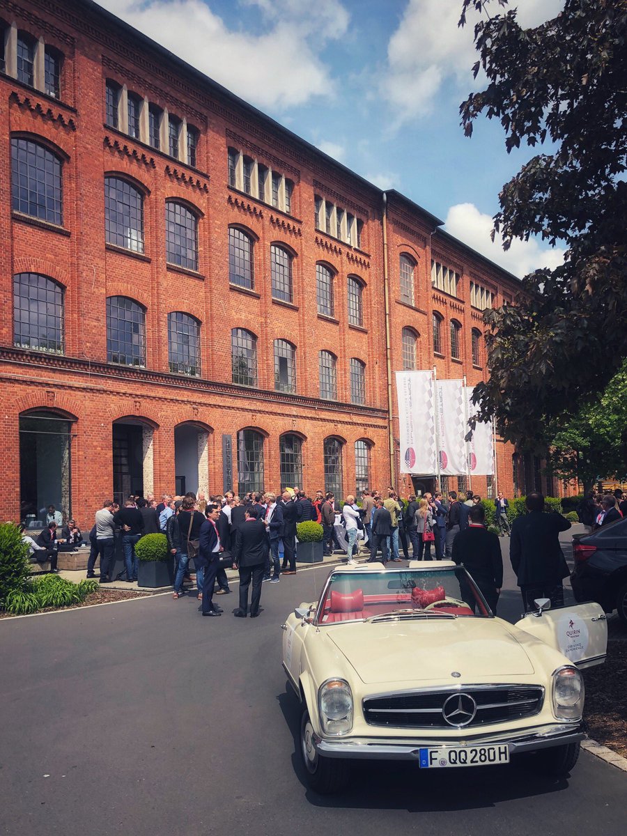 wolffpeter's tweet photo. great event @Growth_Con  #networking #greatcrowd #coolcars at #klassikstadt thx to @Athuemmler and the @acxitcapital #team #enjoyventureontour https://t.co/penhjwsQUK