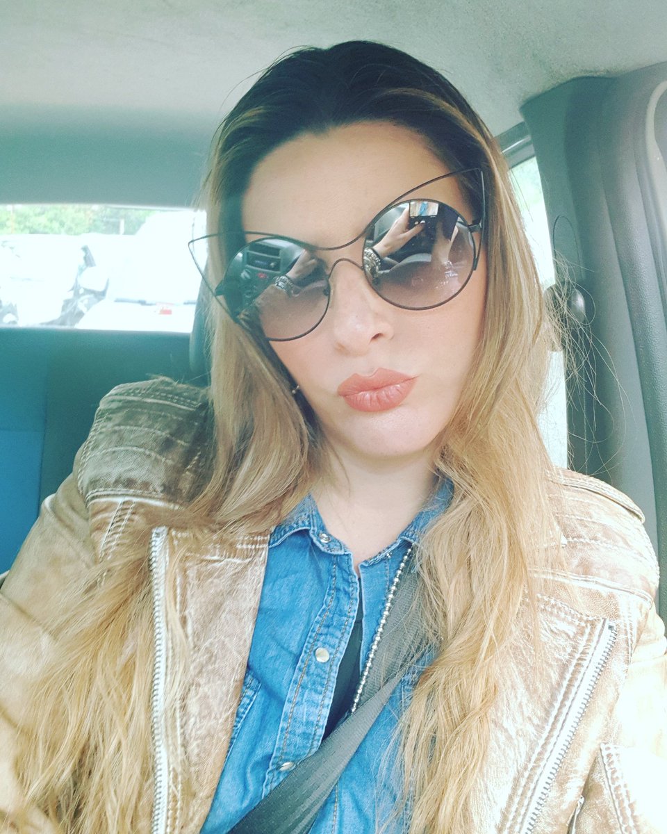 Cinemarcy's tweet photo. Potrei suonare la tromba per quante volte sbuffo. https://t.co/IxW3zCDSvX