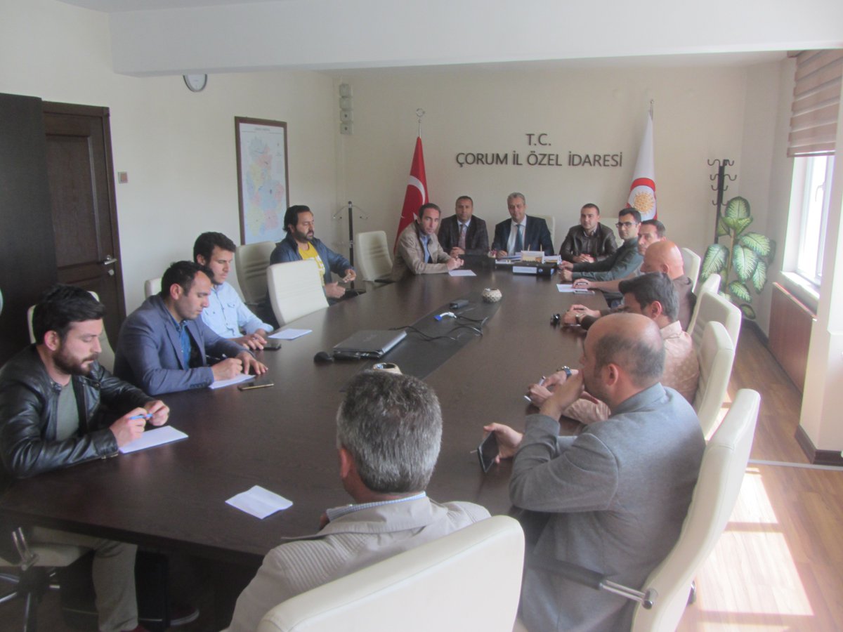 Salur Barajından Sulama Terfi ve Havuz Yapımı İhalesi Yapıldı
corumozelidare.gov.tr/salur-barajind…