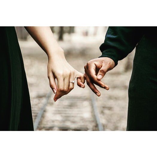 Planeando. Deseando contar. Queremos que nuestras marcas, empresas, colaboradores y parejas se entusiasmen de un evento bonito y cercano como #casateconmigo ❤️