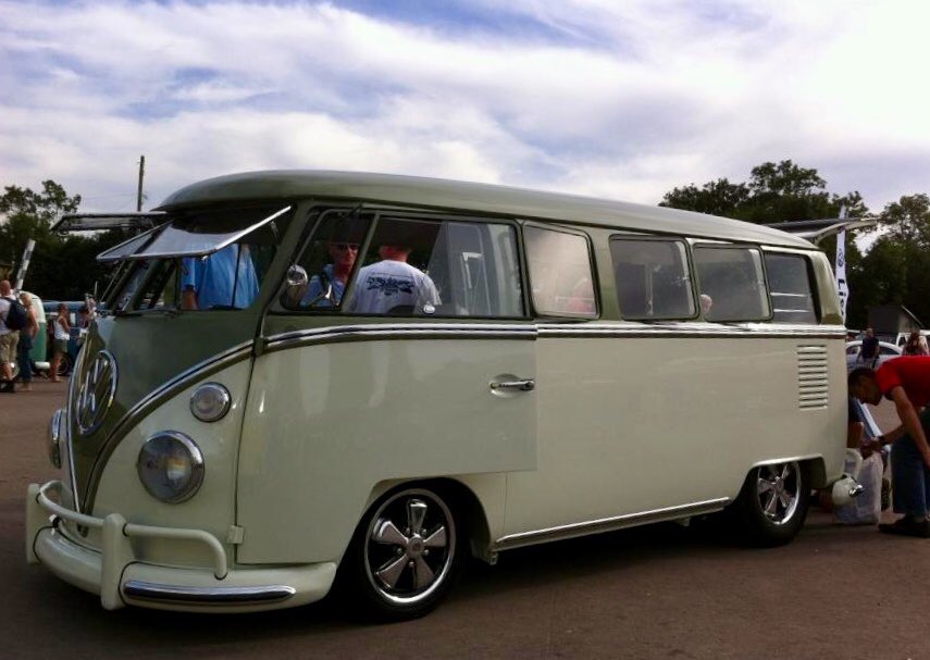 veedubbing's tweet photo. @veedubbing #goodwood #barndoor #oval #westfalia #ghia #summer #cabriolet #vwbeetle #gasburner #chimay #splitscreen  #karmannghia #volksworld  #veedubbing #camper #vw #vwsplitscreen #baywindow #aircooled #poptop #sunshine @volksworld #ssvc #porsche #vanlife https://t.co/UCH4vIwbmI