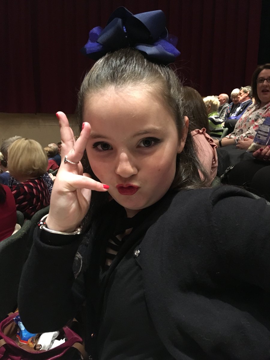 HazelWyllie's tweet image. Niamh had a great time watching Pasha last night. @MissRoss_5