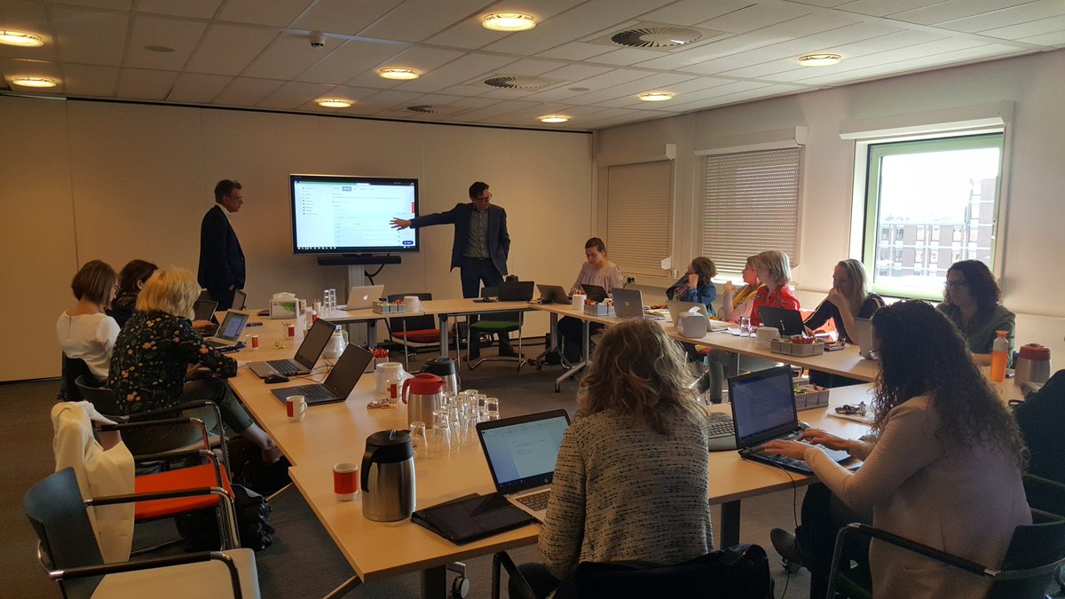 MVollenbroek's tweet photo. Binnenkort heeft @VitaalTwente experts in huis voor maken van social return on investments voor technologische innovaties in de zorg. Goede opleiding van @VitalInnovators https://t.co/SjsdUl42sy