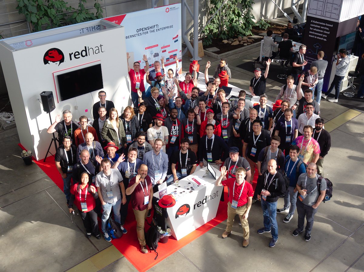 JenInnovate's tweet image. Look at all the awesome Hatters at #KubeCon. Living and loving #opensource! @redhat @redhatopen @openshift @projectatomic @kubevirt @rhdevelopers @RedHatEMEA @RedHatEvents @coreos @ansible @RedHatJobs @RedHatStorage @gluster @Ceph @RedHatCloud 

#WeAreRedHat #LifeAtRedHat
