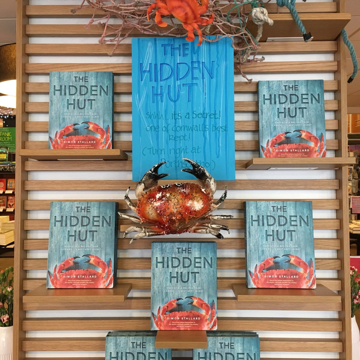 So proud to see this 🙏 Thank you <a href="/WaterstonesTRU/">Waterstones Truro</a> for this crabulous display! 🦀