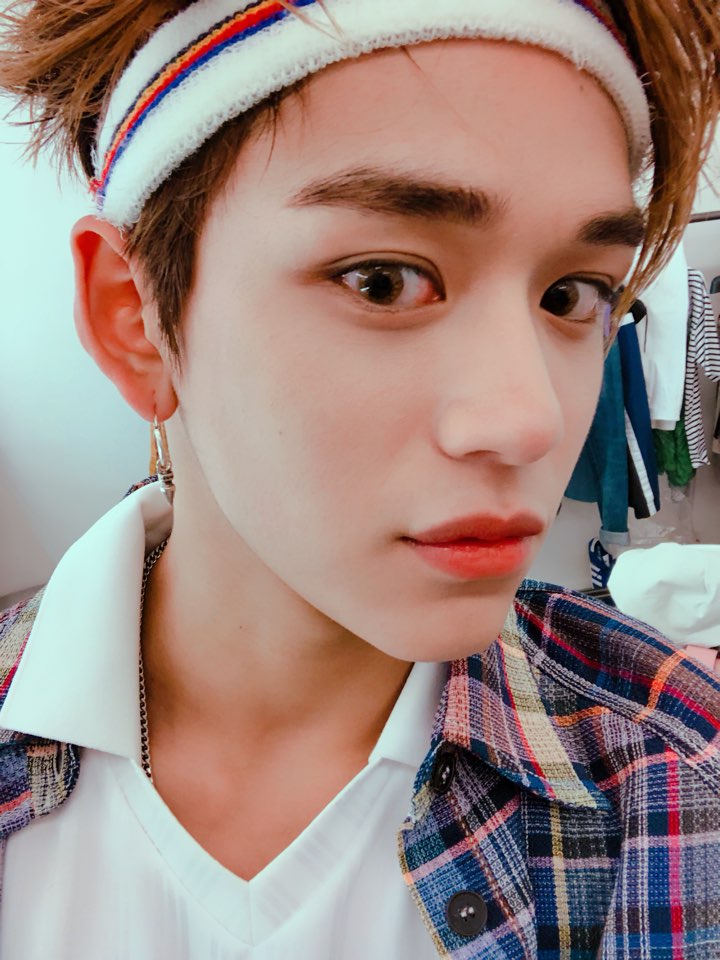 NCTsmtown's tweet photo. 여러분 요즘 잘 지내고있어요? 나 보고싶었어요???????ㅋㅋㅋㅋ❤️I miss you❤️ https://t.co/JhLsexwOVO