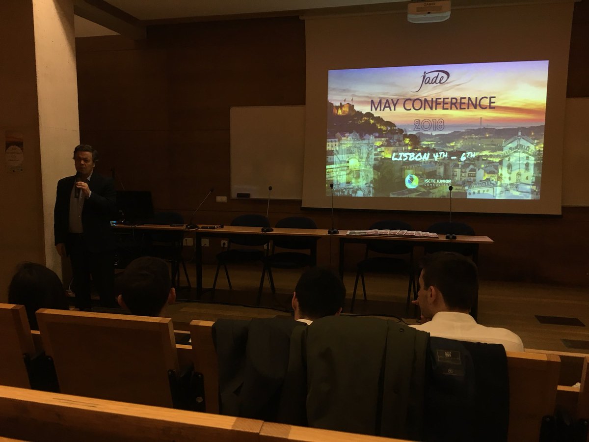 Juan_SDP's tweet photo. Comenzamos la ceremonia de apertura del Jade May Conference 2018! Se avecina un fin de semana interesante en #Lisboa #JMC18 https://t.co/KaZD2gbS35
