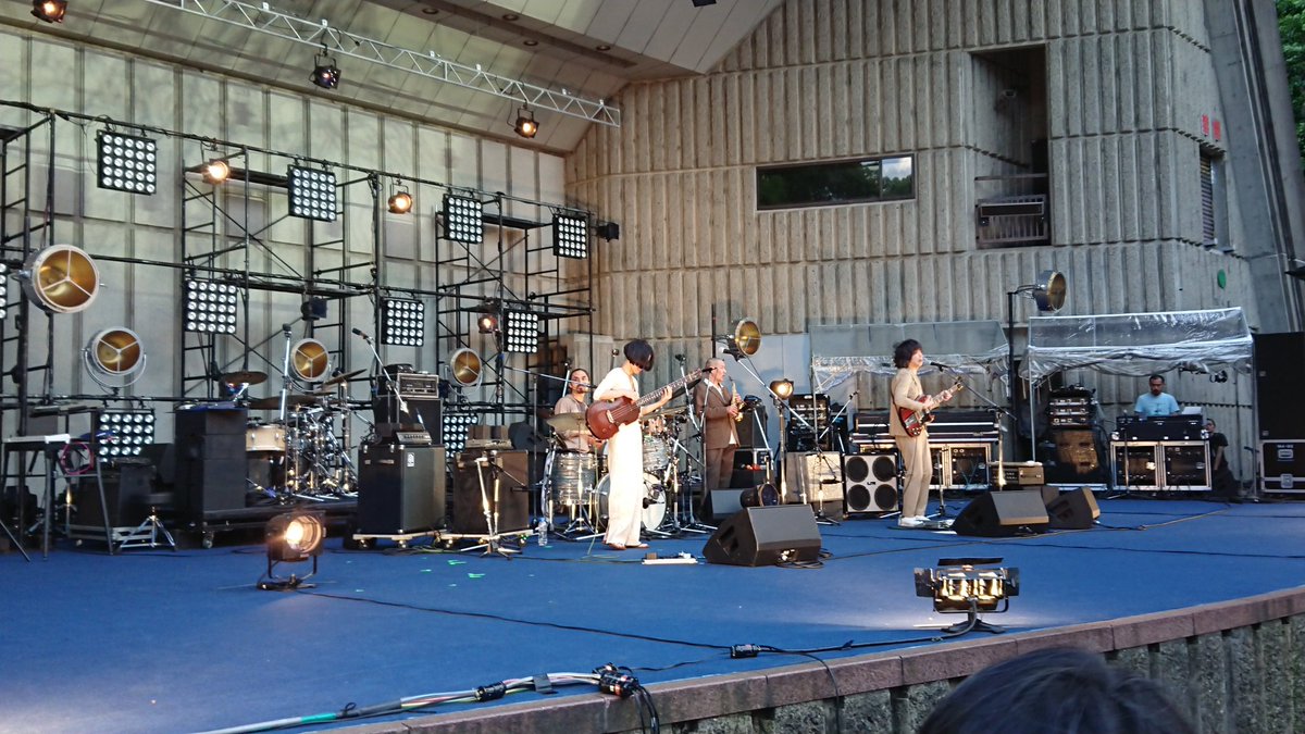 混沌こそ未来 坂本慎太郎 日比谷野音 セトリ公開 ベージュの衣装に身を包み 淡々とクールな演奏 敢えて感情を抑え 大人のサイケデリック 思い出が消えていく スーパーカルト誕生 めちゃくちゃ悪い男 幽霊の気分で 君はそう決めた すぼんと 混沌こそ未来 坂本慎太郎 日比谷野音 セトリ公開 ベージュの衣装に身を包み 淡々とクールな演奏 敢えて感情を抑え 大人のサイケデリック 思い出が消えていく スーパーカルト誕生 めちゃくちゃ悪い男 幽霊の気分で 君はそう決めた すぼんと