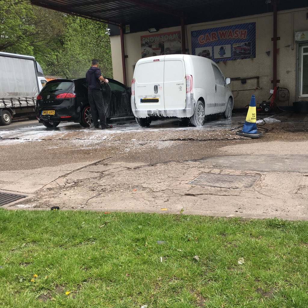 willmidlimited's tweet photo. Getting the van washed ready for work next week! https://t.co/lrPLRKdyV2