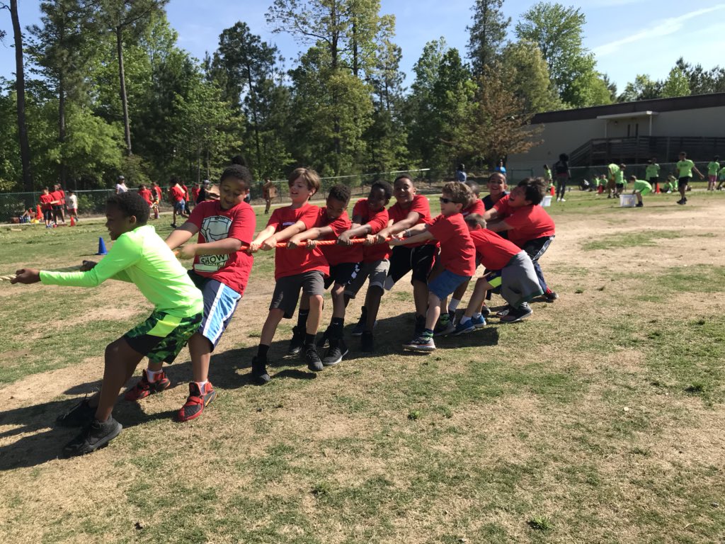 goughsclass's tweet photo. Field day!!!!!!!! #wearebriercreek https://t.co/63SlIxlJQm