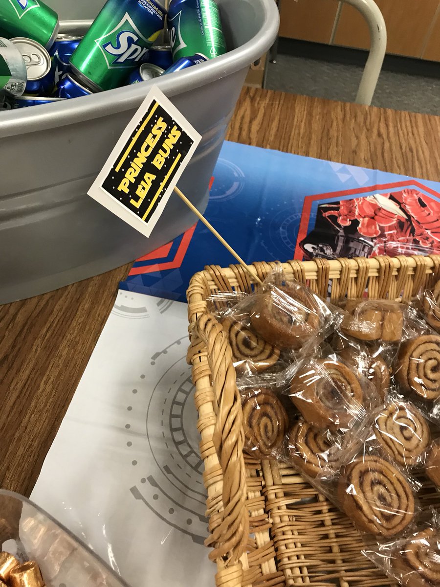 Mrs_Rumsey1's tweet photo. Such a fun and special treat to celebrate!  Thanks @ConnieCmay, @MisterG1906, and @teresaburnsrob1 #MayTheFourthBeWithYou https://t.co/BAKUQsnKGt
