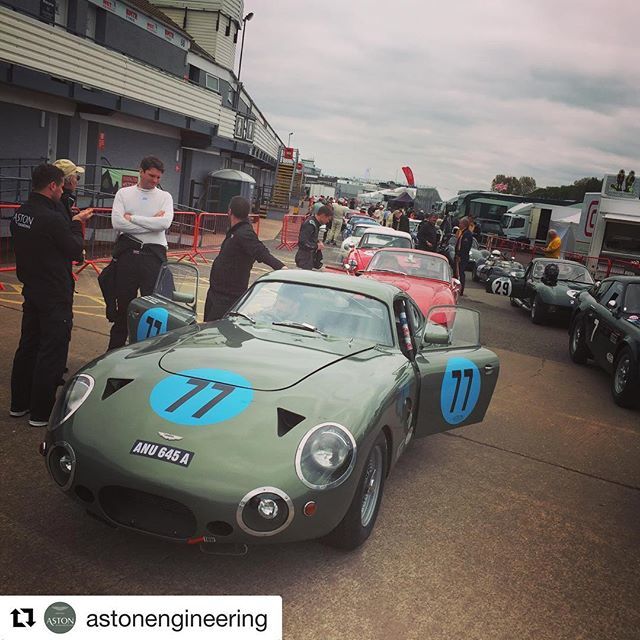 michaelmallock's tweet photo. P7 in qual, very happy with that, lovely to be back out in #DP214 😃 #astonmartin #doningtonhistoricfestival #slidy https://t.co/Yb1G7o15tb https://t.co/ZqPb7Dz8WJ