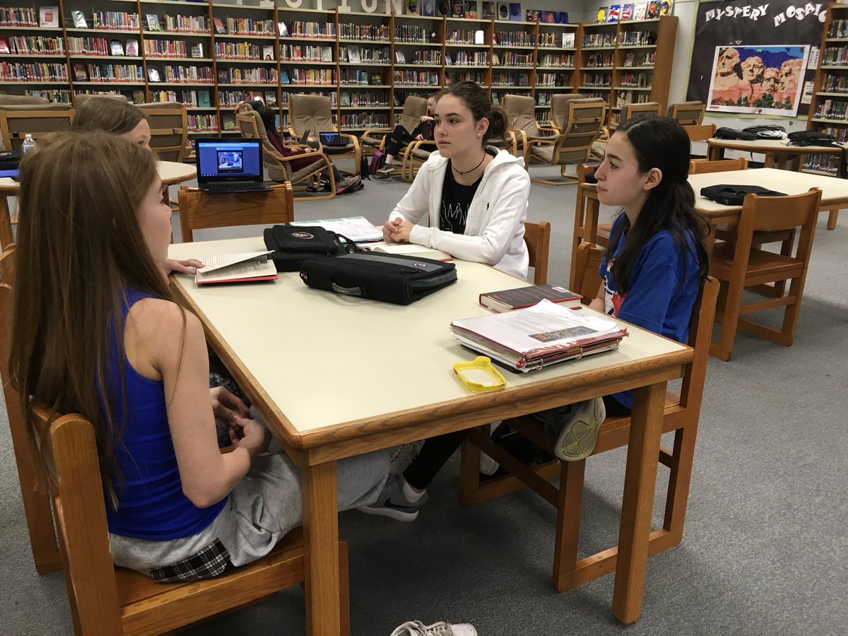 ssmolloy's tweet photo. Intense #discussions on the book #Refugee in Mr. Tomer &amp; Ms. Gold’s classes today! #socialstudies #studentsasleaders #engage109 @109Caruso https://t.co/pUgc9IRASX