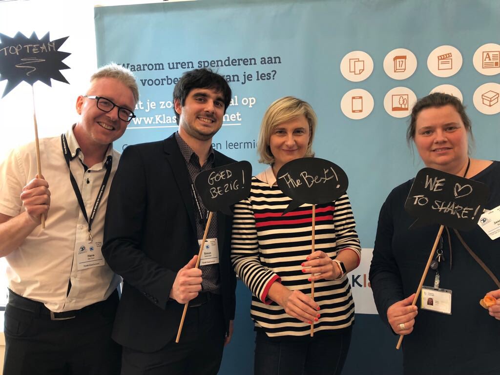 crevits's tweet photo. Proficiat met jullie 20ste verjaardag, @klascement! Nog voor Facebook en wikipedia bestond, werd al kennis gedeeld en genetwerkt. Vandaag delen 150.000 leerkrachten. #kc20jaar #topteam https://t.co/NvAWDaEG0T