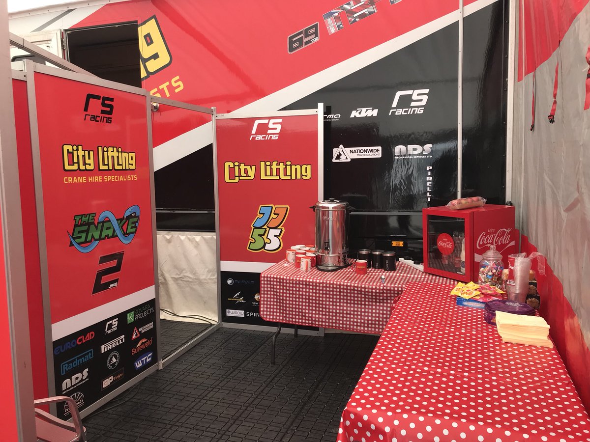 👋🏼 .... It’s race weekend and we’re set up ready to roll 🤙🏼 #JJ55 #Motostar #BSB #CityLifting #TranAm #Bering #scorpionhelmets #falcoboots #newlandsolutions #Silkolene #Placidassociates #2WheelCentre #helperformance #spineoptics #RSracing #WillowFoundation #TeamJJ #JJracing