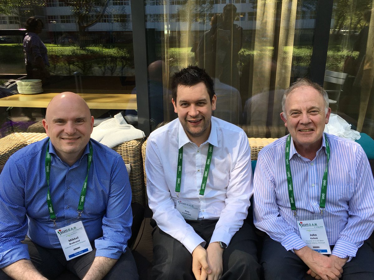replynickel's tweet photo. Discussing risk stratification with friends @MBrabrand @acutemed2 and @JohnGaleKellett #SAMdam2 @AcuteMedJournal https://t.co/uGxXAUkOw0