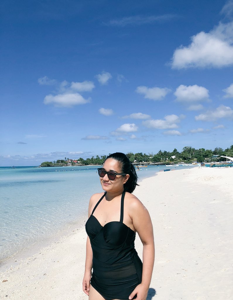 totallymamedeni's tweet photo. Mentally escaping to some place where the sea is clear and the sky is blue. 🏖 https://t.co/spGzuGqoaD