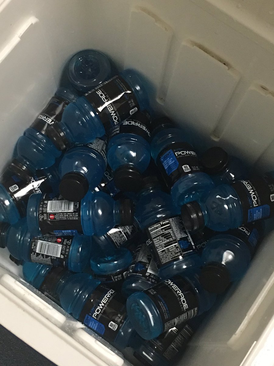 JeffDavisSoccer's tweet photo. Shout out to @JDfbRecruits, coaching staff, and Jeff Davis Primary School for the snacks and drinks for the long ride to Model High School today. We really appreciate it! #jdcsprimary #GUS https://t.co/sX91P6OaZK