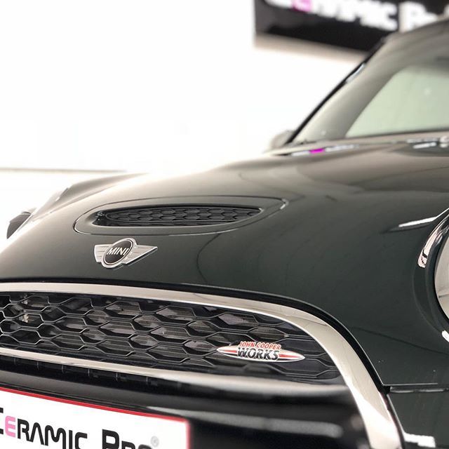 CeramicproB's tweet photo. 1 layer 9H and 1 light and soooo easy to clean!
#enjoythesun
#lifestyle
#ceramicpro
#ceramiccoating
#detailersofinstagram
#minicooperworks
#supercars
#ceramicprobelgium
#mini https://t.co/jWC8YtWFfH https://t.co/xvJBfXnSIB