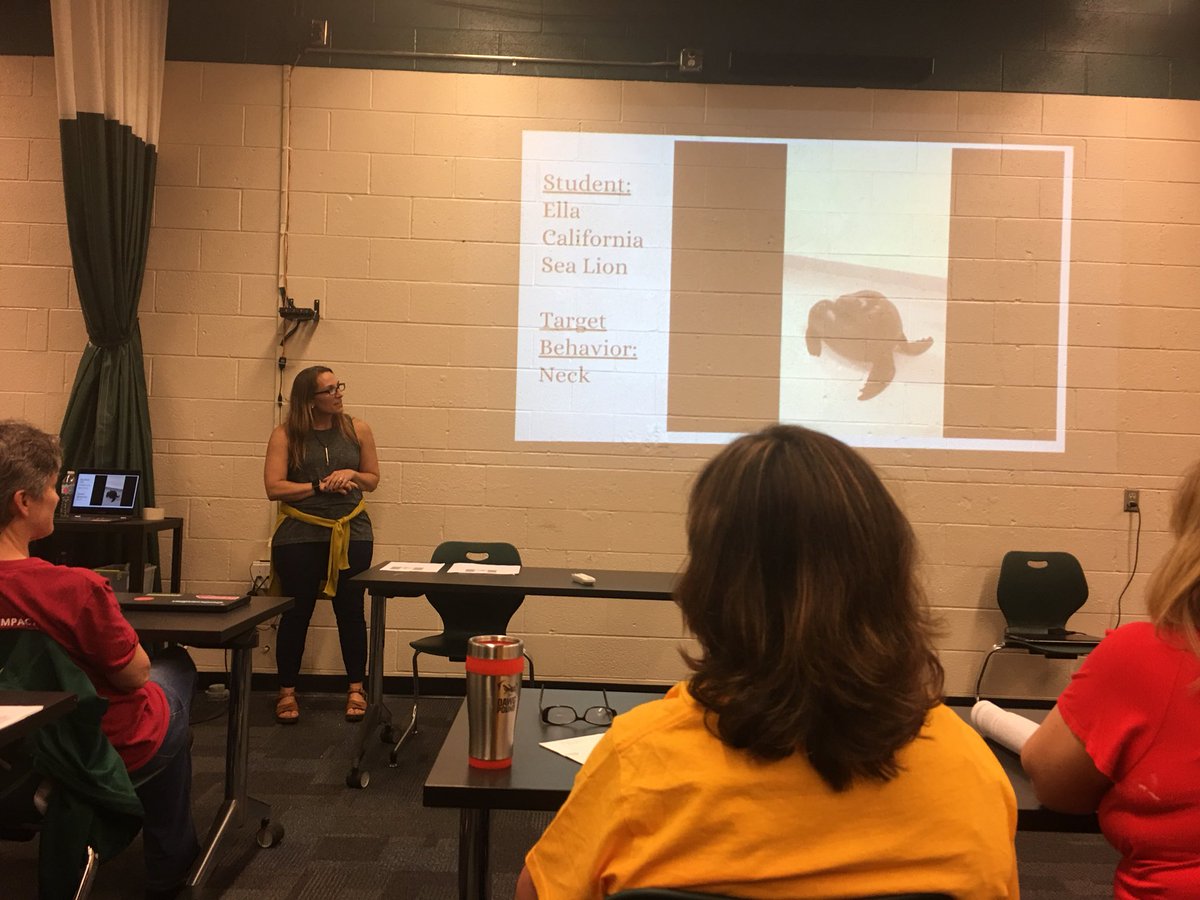SandvickScience's tweet photo. Behavior Management and Modification with the outstanding Aaron Coleman! #TLC18 https://t.co/b53RzFCGEf