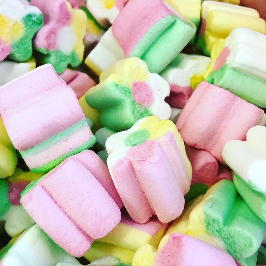 Chegou a sexta-feira!!! Hoje é dia de Fini, mas sábado também é o dia perfeito para Fini, Domingo então nem se fala, mas resumindo todo dia é dia de Fini!!!