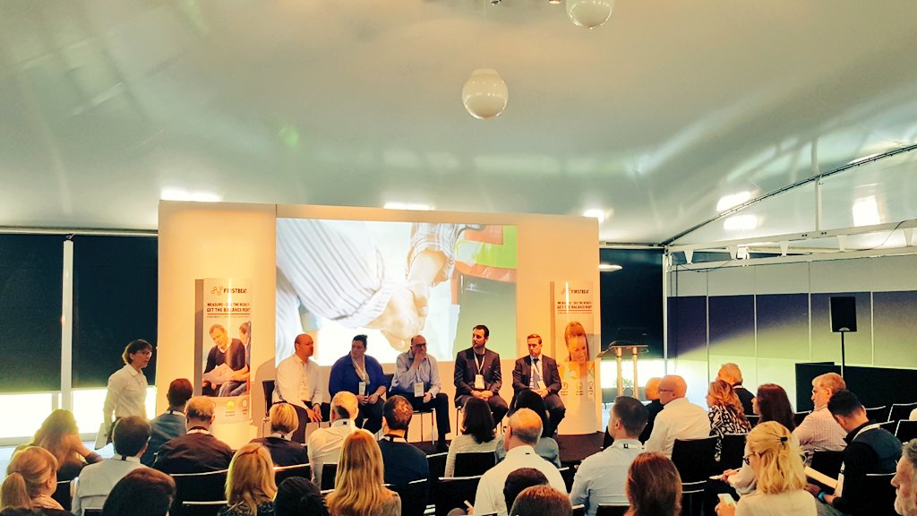 positivelyslim's tweet photo. Great session on #corporatewellness at the @FirstbeatInfo #HRVSummit 
Loving the content &amp; room...fab learning environment. 
#FridayFeeling https://t.co/fA2KF9YL6N