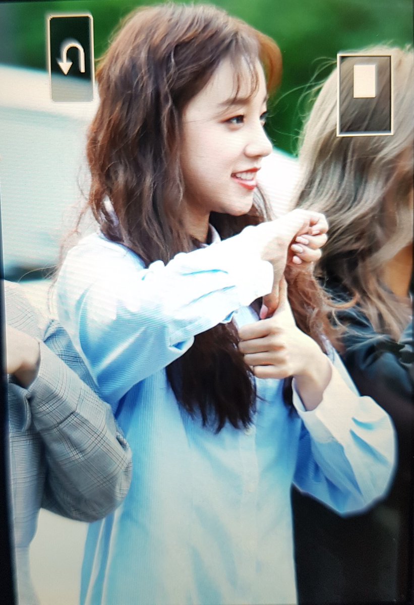 yuqipictures's tweet photo. cr; 147 company
˗ˏˋ 180504 ˎˊ˗
#우기 | #여자아이들 ✩ˊ˗ https://t.co/hrIt1G6q0v